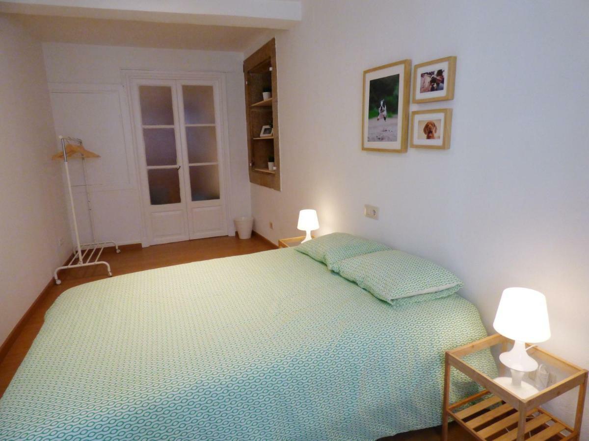 Apto. En Plaza De Cervantes Apartment ซานติอาโก เด กอมโปสเตลา ภายนอก รูปภาพ