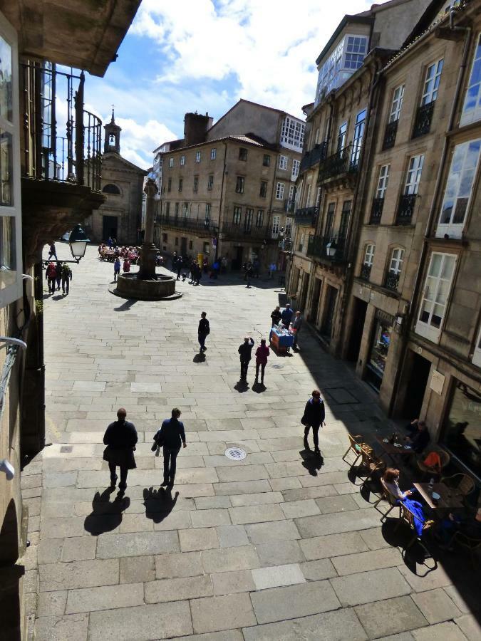 Apto. En Plaza De Cervantes Apartment ซานติอาโก เด กอมโปสเตลา ภายนอก รูปภาพ