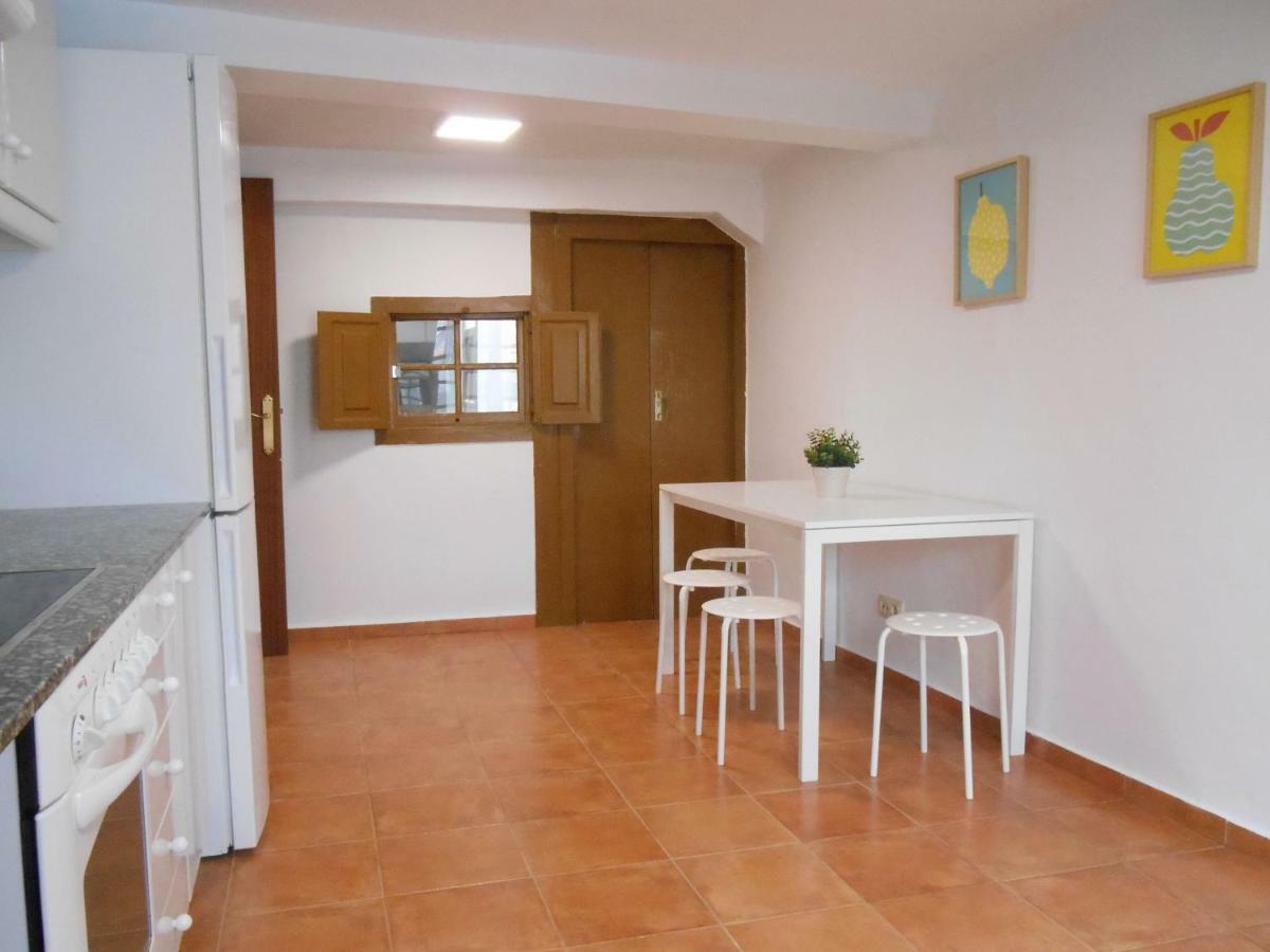 Apto. En Plaza De Cervantes Apartment ซานติอาโก เด กอมโปสเตลา ภายนอก รูปภาพ
