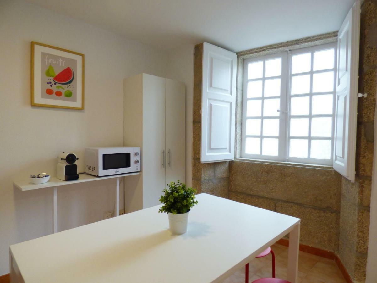 Apto. En Plaza De Cervantes Apartment ซานติอาโก เด กอมโปสเตลา ภายนอก รูปภาพ