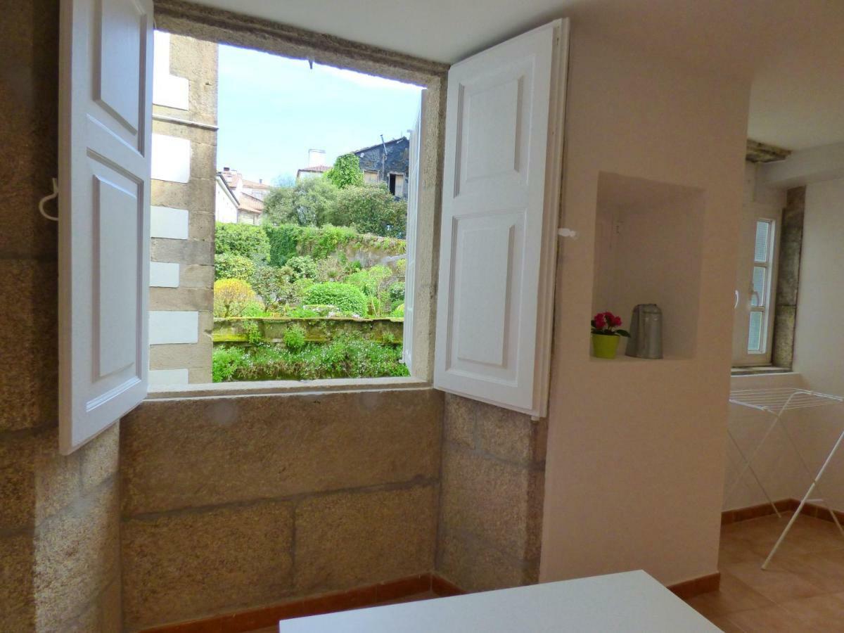 Apto. En Plaza De Cervantes Apartment ซานติอาโก เด กอมโปสเตลา ภายนอก รูปภาพ